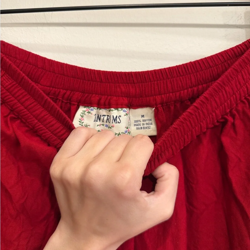 Red Skirt size Medium - Picture 3 of 4
